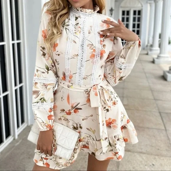 Floral Print Contrast Guipure Lace BishopSleeve Ruffle Hem Belte… - Picture 3 of 7